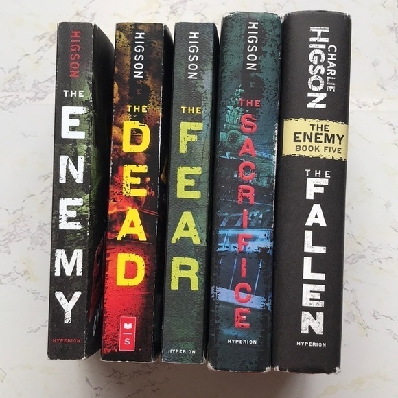 CHARLIE HIGSON FIVE BOOKS OF THE ENEMY COLLECTION - Picture 1 of 14
